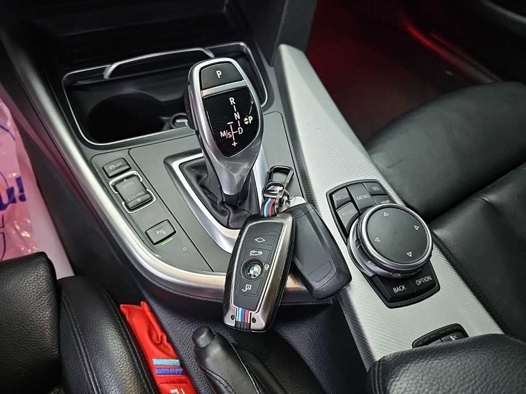 BMW 4시리즈 4시리즈 (F32) 428i 컨버터블 M 스포츠 이미지 10