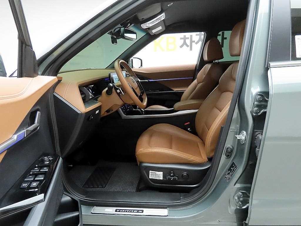 KG모빌리티(쌍용) 토레스 1.5 GDI-T 4WD T7 이미지 12