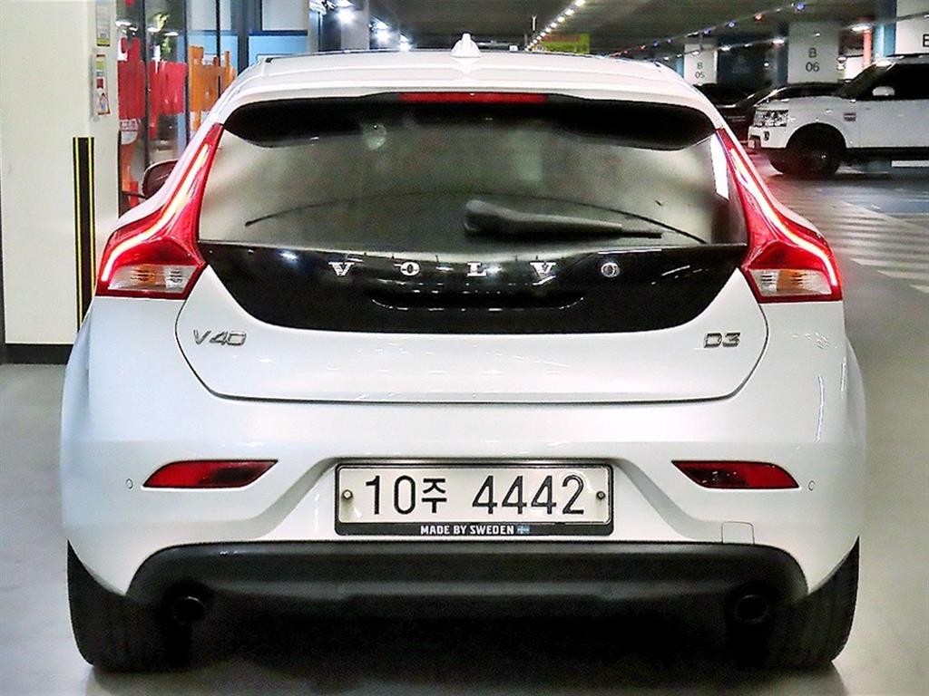 볼보 V40 D3 이미지 5