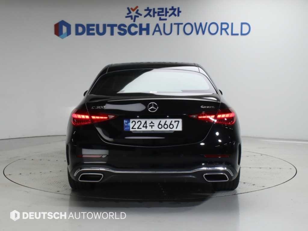 벤츠 C 클래스 C클래스 W206 C300 4MATIC AMG 라인 이미지 4