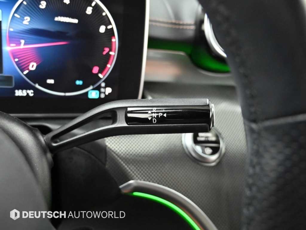 벤츠 C 클래스 C클래스 W206 C300 4MATIC AMG 라인 이미지 9