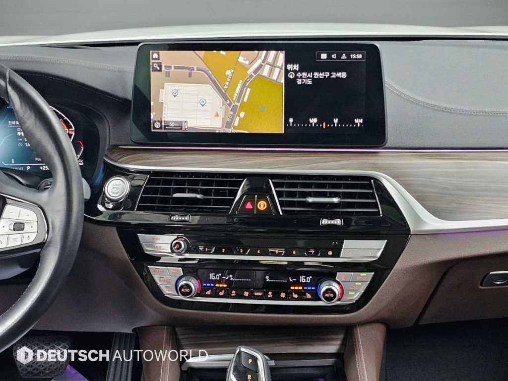 BMW 5시리즈 5시리즈 (G30) 523d 럭셔리 이미지 14