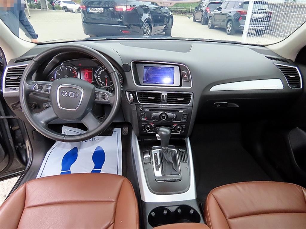 아우디 Q5 2.0 TFSI 콰트로 이미지 7