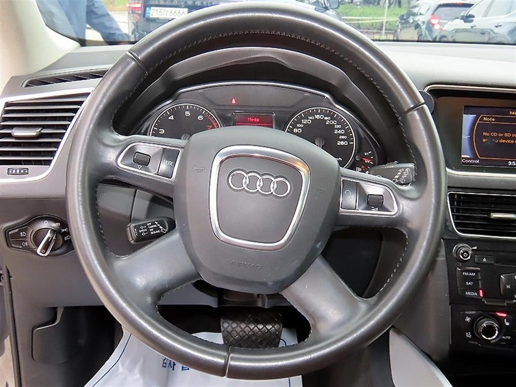 아우디 Q5 2.0 TFSI 콰트로 이미지 8