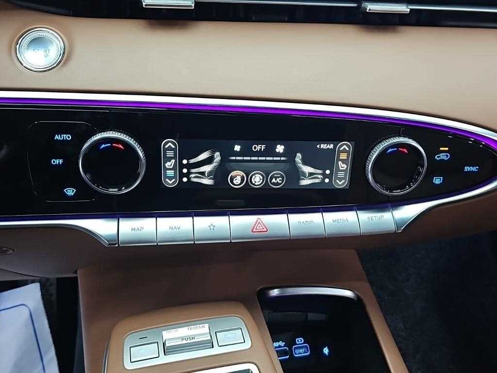 제네시스 GV70 2.5T 가솔린 AWD 이미지 11