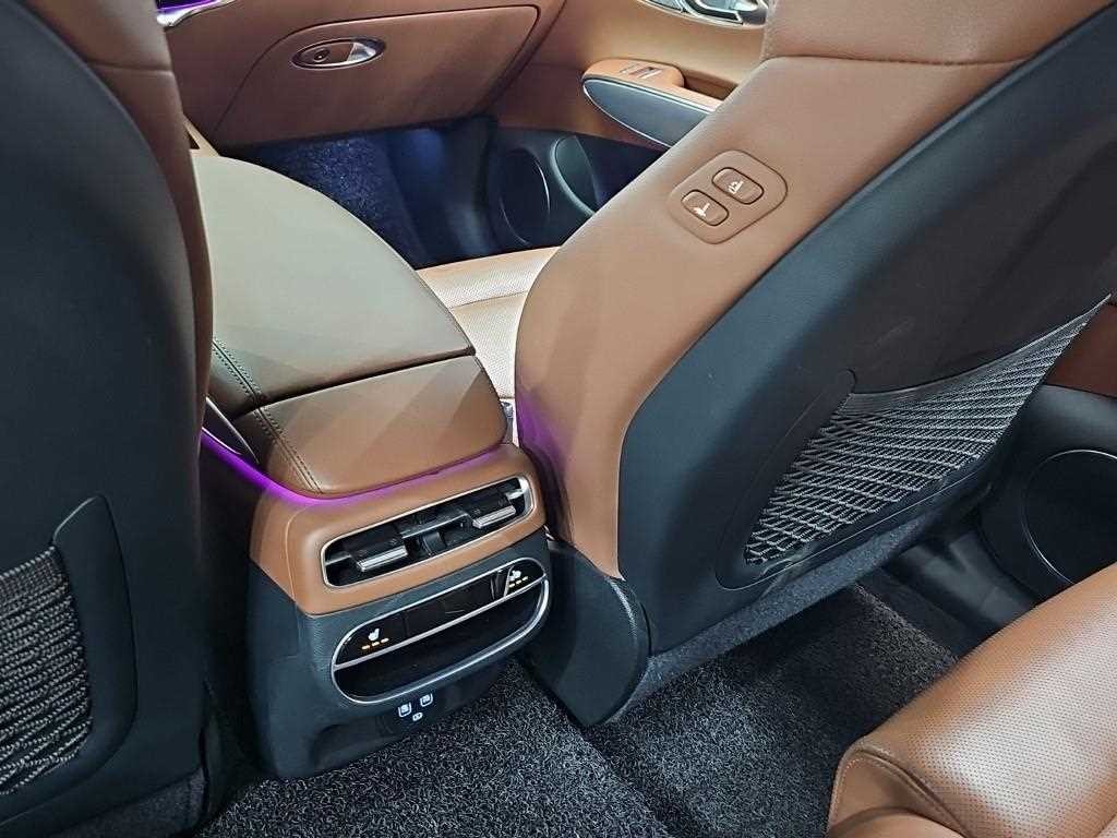 제네시스 GV70 2.5T 가솔린 AWD 이미지 12