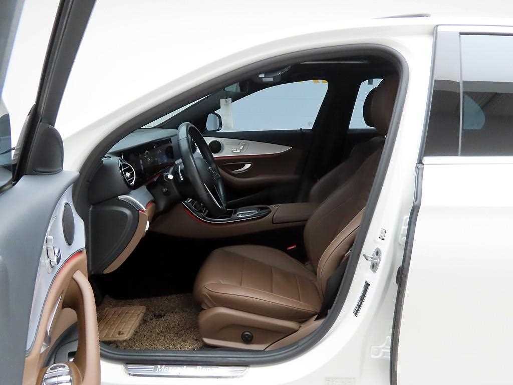 벤츠 E 클래스 E-클래스 W213 E250 아방가르드 이미지 12