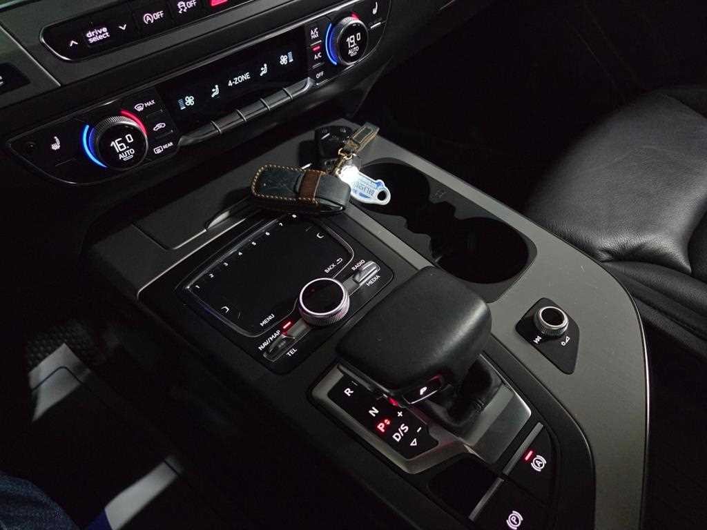 아우디 Q7 Q7 (4M) 45 TFSI 콰트로 이미지 14