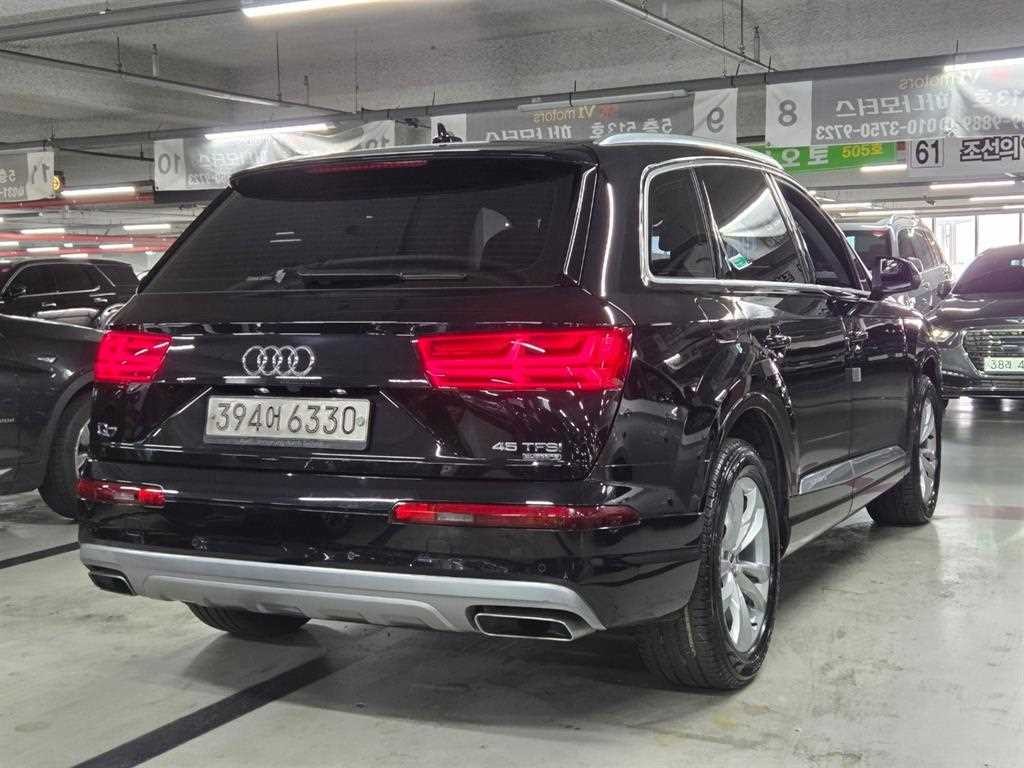 아우디 Q7 Q7 (4M) 45 TFSI 콰트로 이미지 4