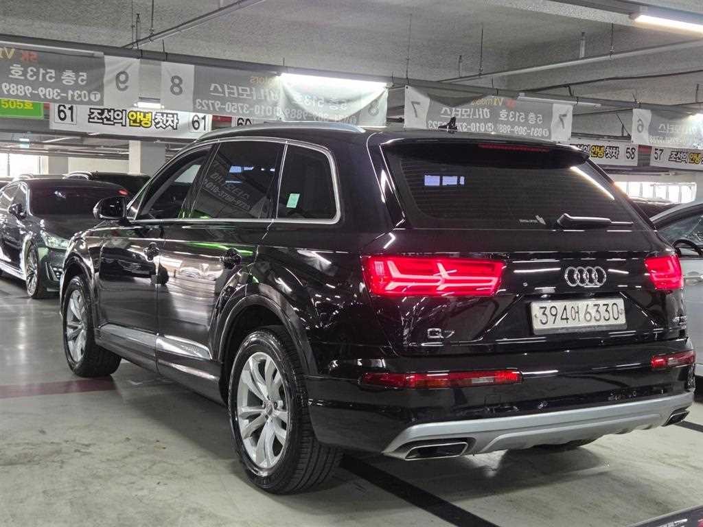 아우디 Q7 Q7 (4M) 45 TFSI 콰트로 이미지 6