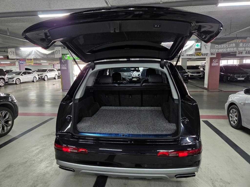 아우디 Q7 Q7 (4M) 45 TFSI 콰트로 이미지 7