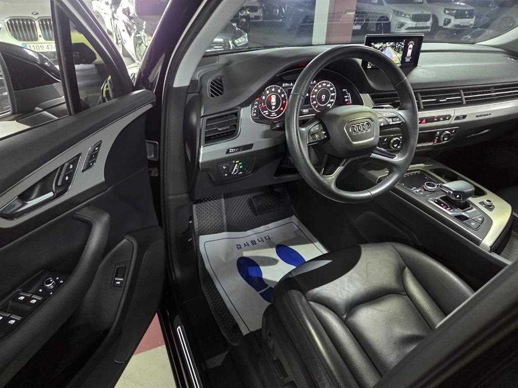 아우디 Q7 Q7 (4M) 45 TFSI 콰트로 이미지 9