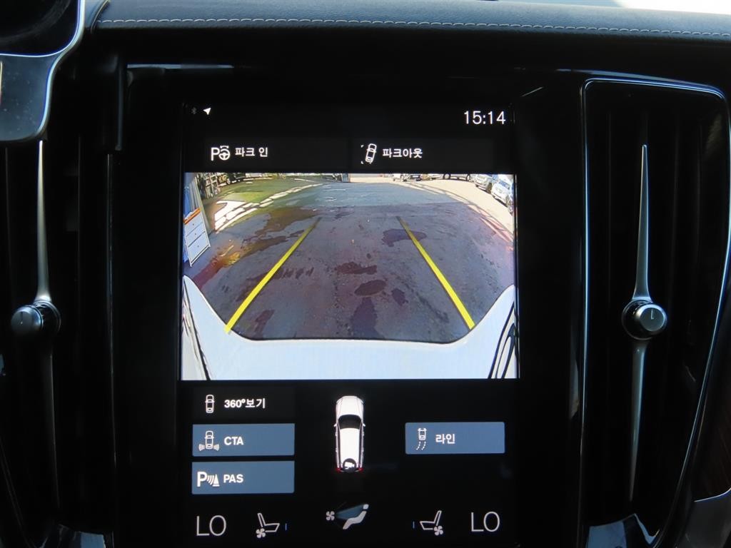 볼보 V60 V60 크로스 컨트리 2세대 2.0 B5 프로 AWD 이미지 18