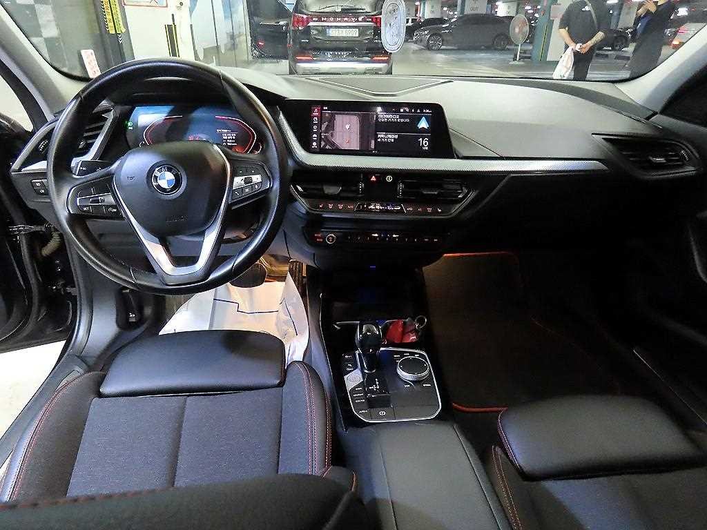 BMW 1시리즈 1시리즈 (F40) 118d 스포츠 이미지 10