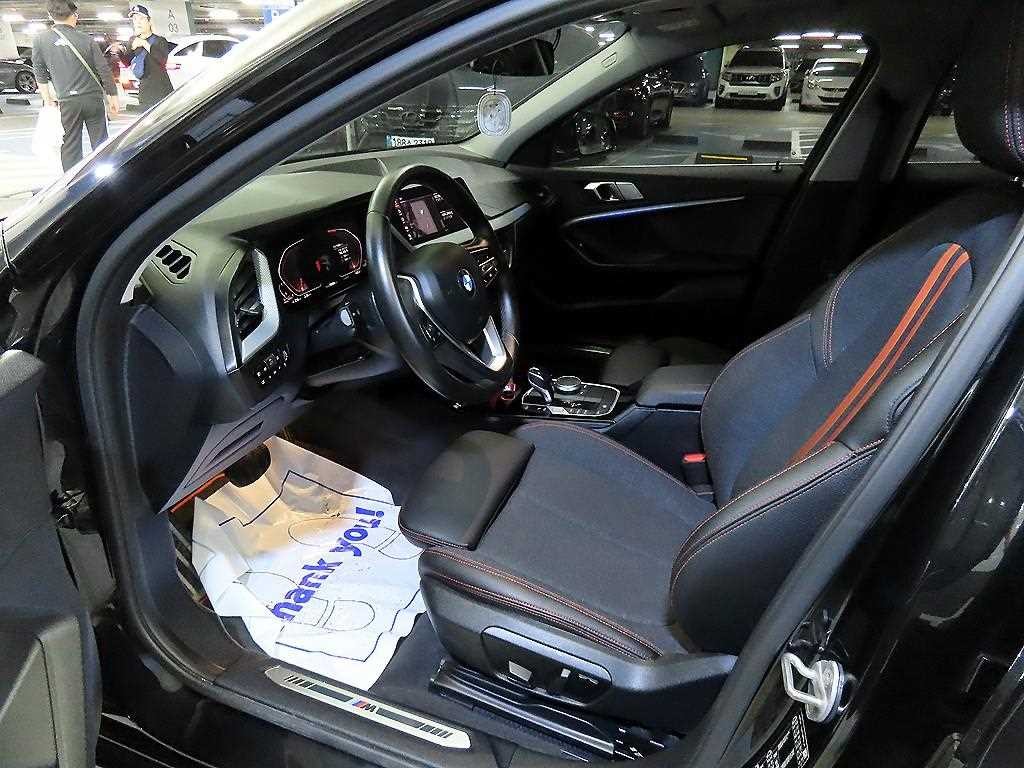 BMW 1시리즈 1시리즈 (F40) 118d 스포츠 이미지 6
