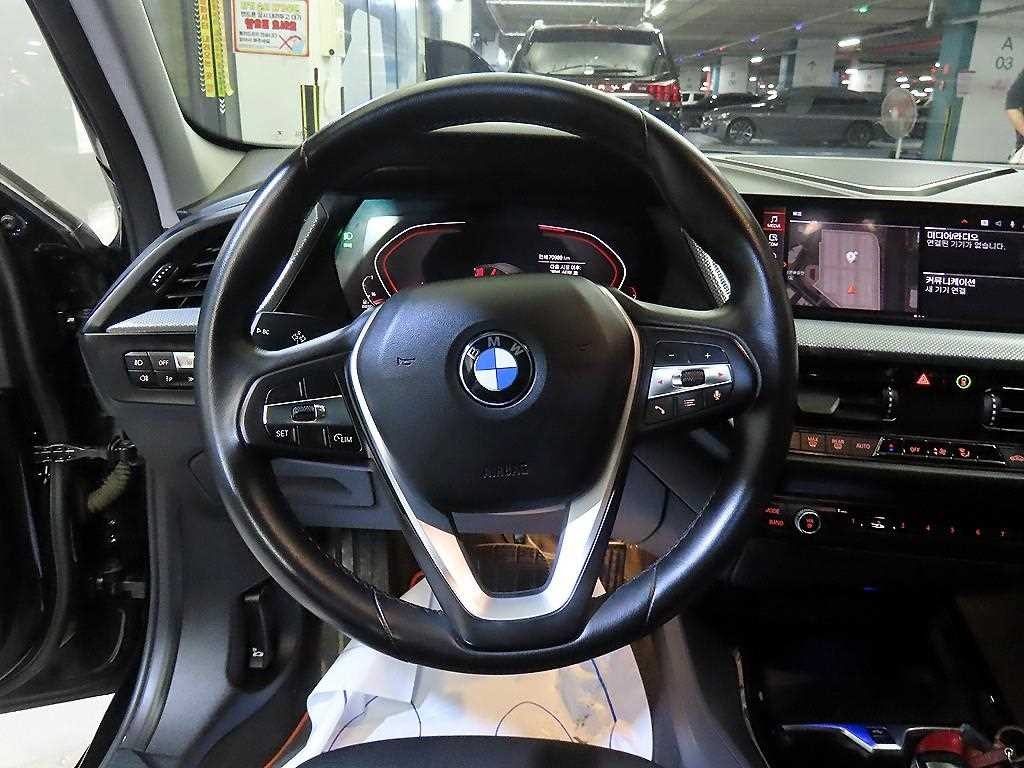 BMW 1시리즈 1시리즈 (F40) 118d 스포츠 이미지 8