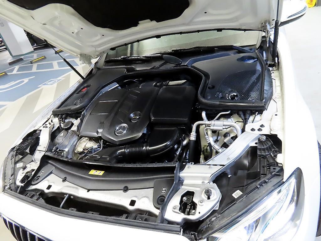 벤츠 E 클래스 E-클래스 W213 E220d 아방가르드 이미지 19