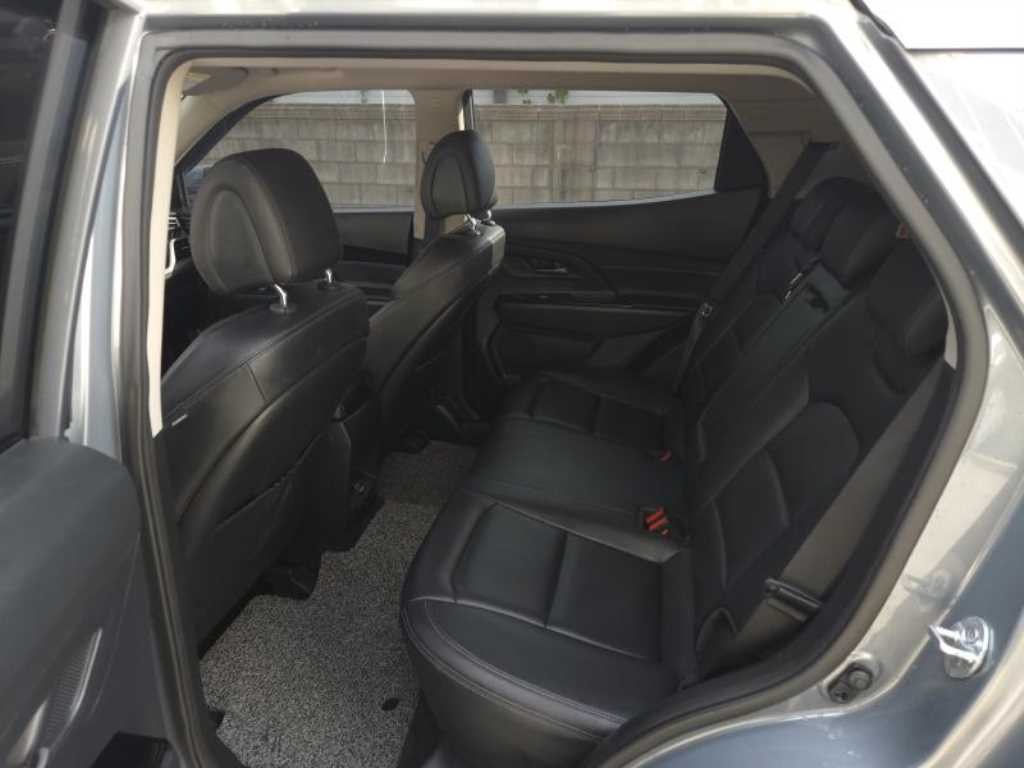 KG모빌리티(쌍용) 코란도 뷰티풀코란도 2WD 디젤 1.6 C5 플러스 이미지 6