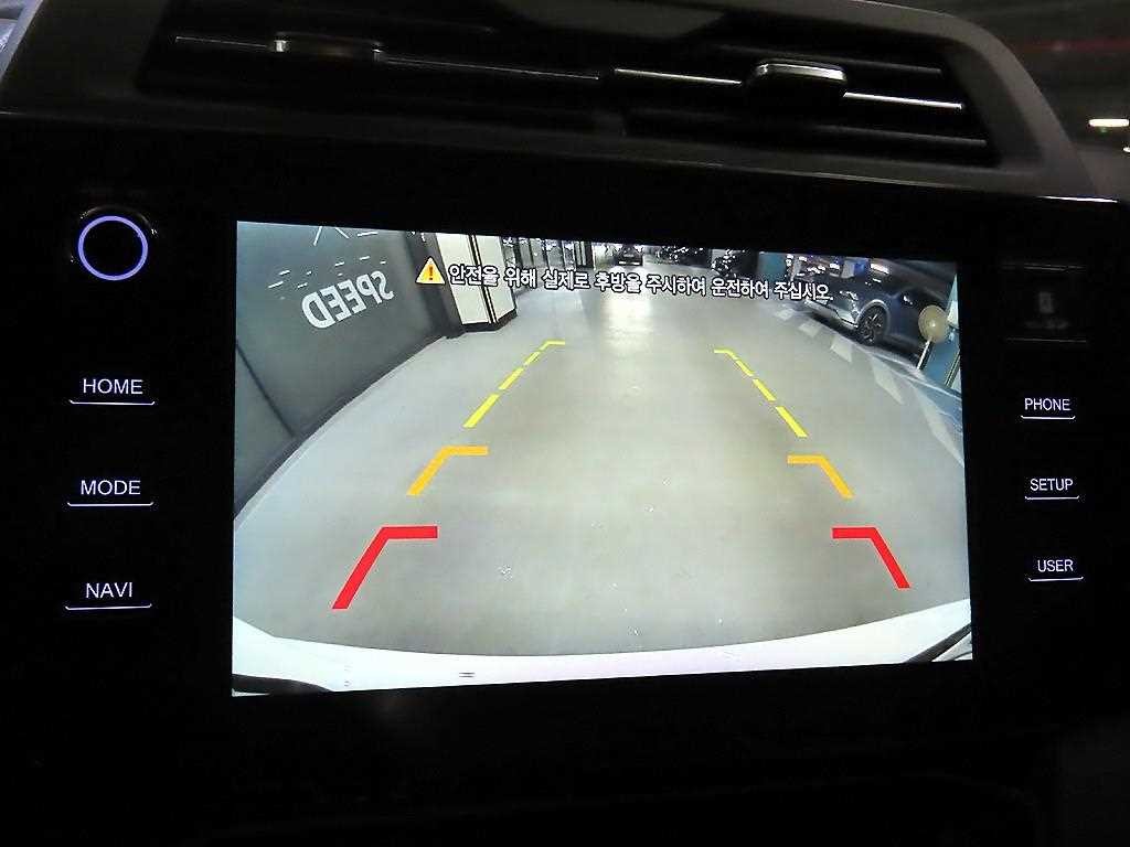 KG모빌리티(쌍용) 티볼리 더 뉴 티볼리 2WD 가솔린 1.6 V1 이미지 13
