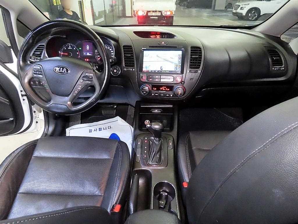 기아 K3 1.6 VGT 노블레스 이미지 10