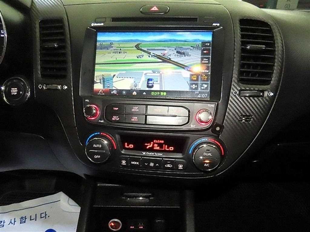 기아 K3 1.6 VGT 노블레스 이미지 11