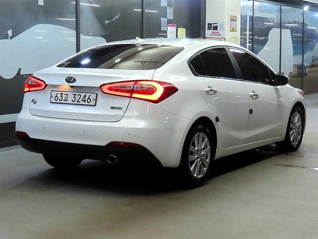 기아 K3 1.6 VGT 노블레스 이미지 4