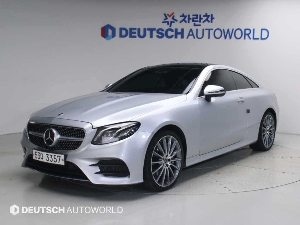 벤츠 E 클래스 E-클래스 W213 E400 4MATIC 쿠페 이미지 1
