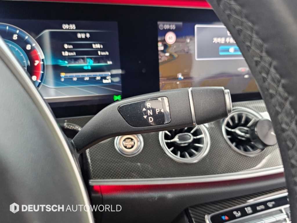 벤츠 E 클래스 E-클래스 W213 E400 4MATIC 쿠페 이미지 9