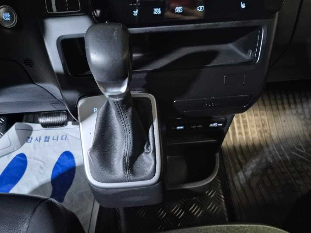 현대 스타리아 2WD 디젤 카고 모던 5인승 이미지 11