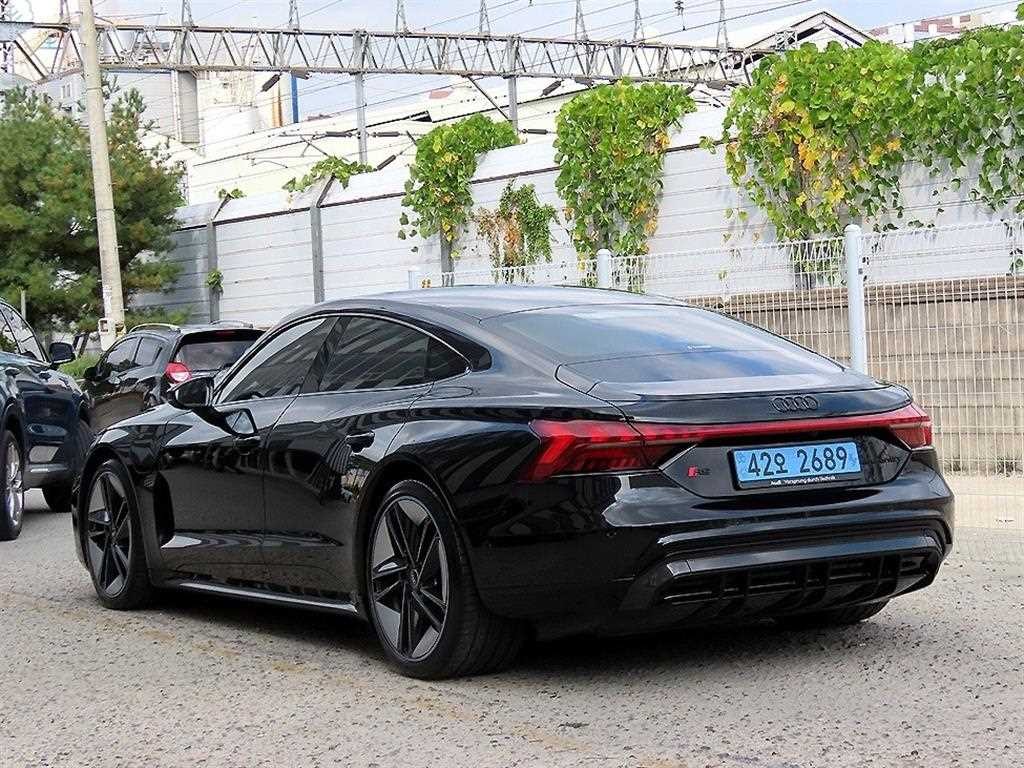 아우디 RS e-트론 GT GT RS 이미지 3