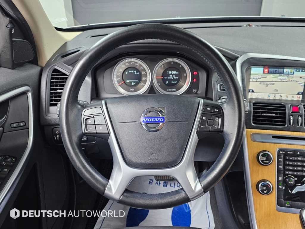 볼보 XC60 D4 이미지 13