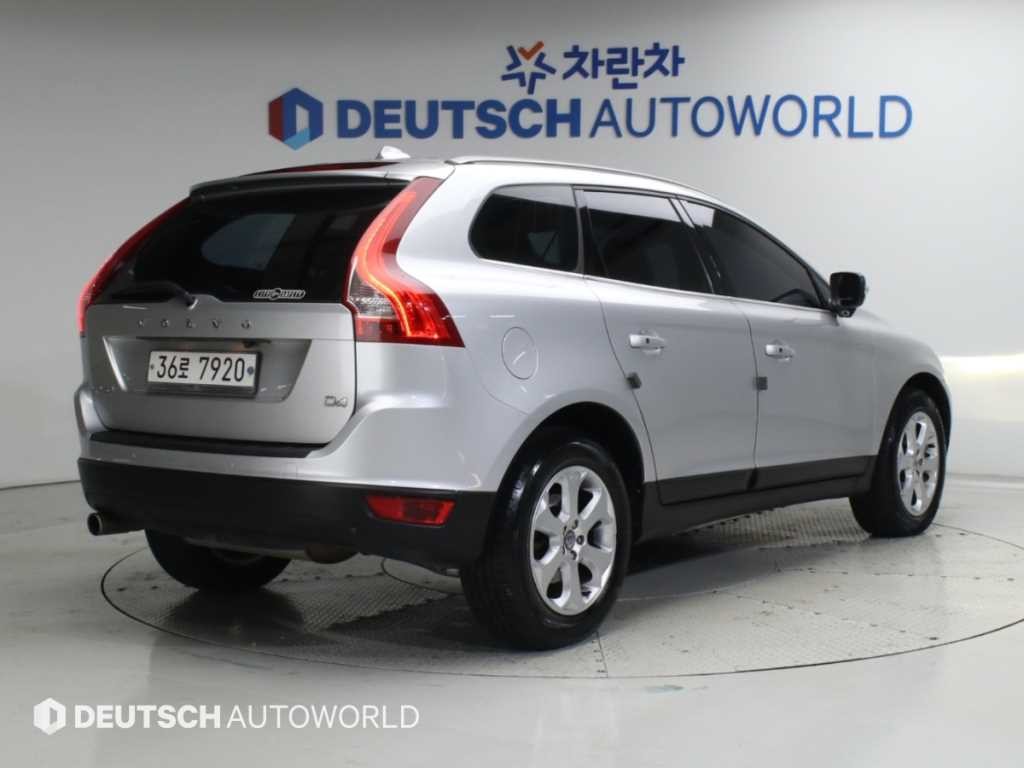 볼보 XC60 D4 이미지 2