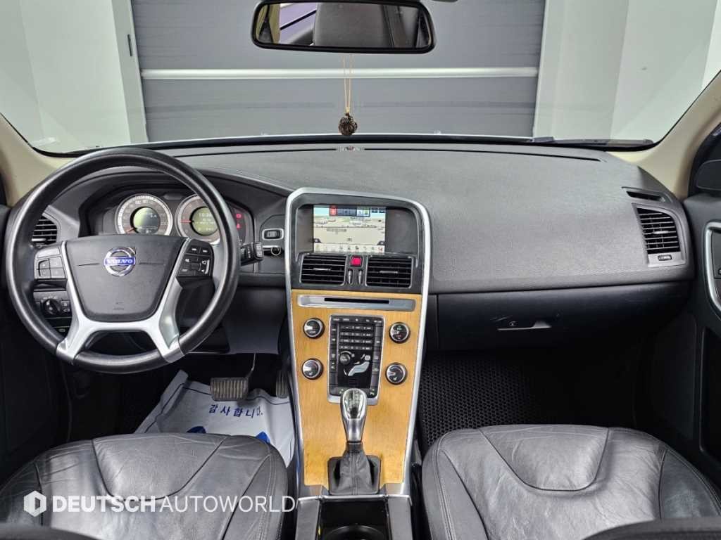 볼보 XC60 D4 이미지 7