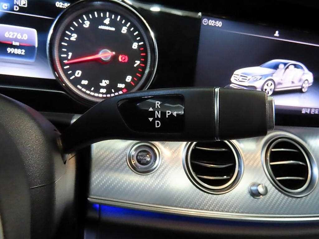 벤츠 E 클래스 E-클래스 W213 E250 아방가르드 이미지 12