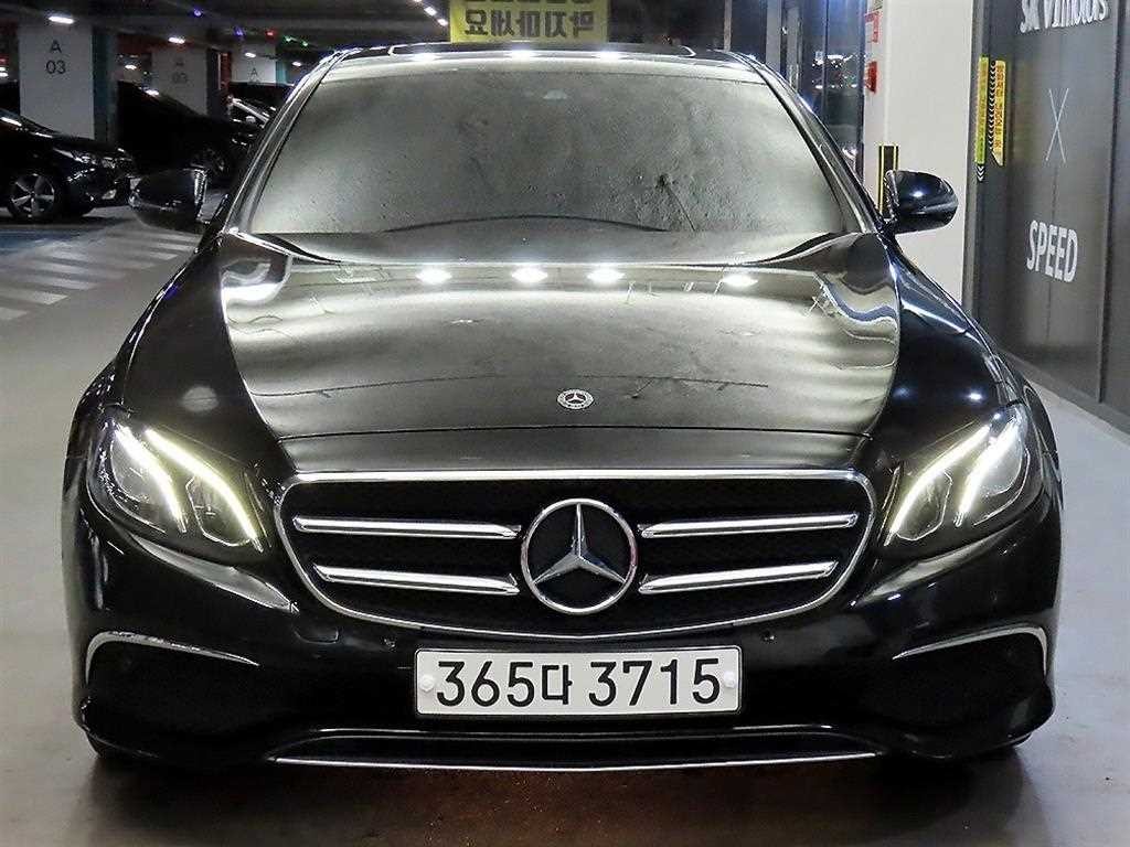 벤츠 E 클래스 E-클래스 W213 E250 아방가르드 이미지 2