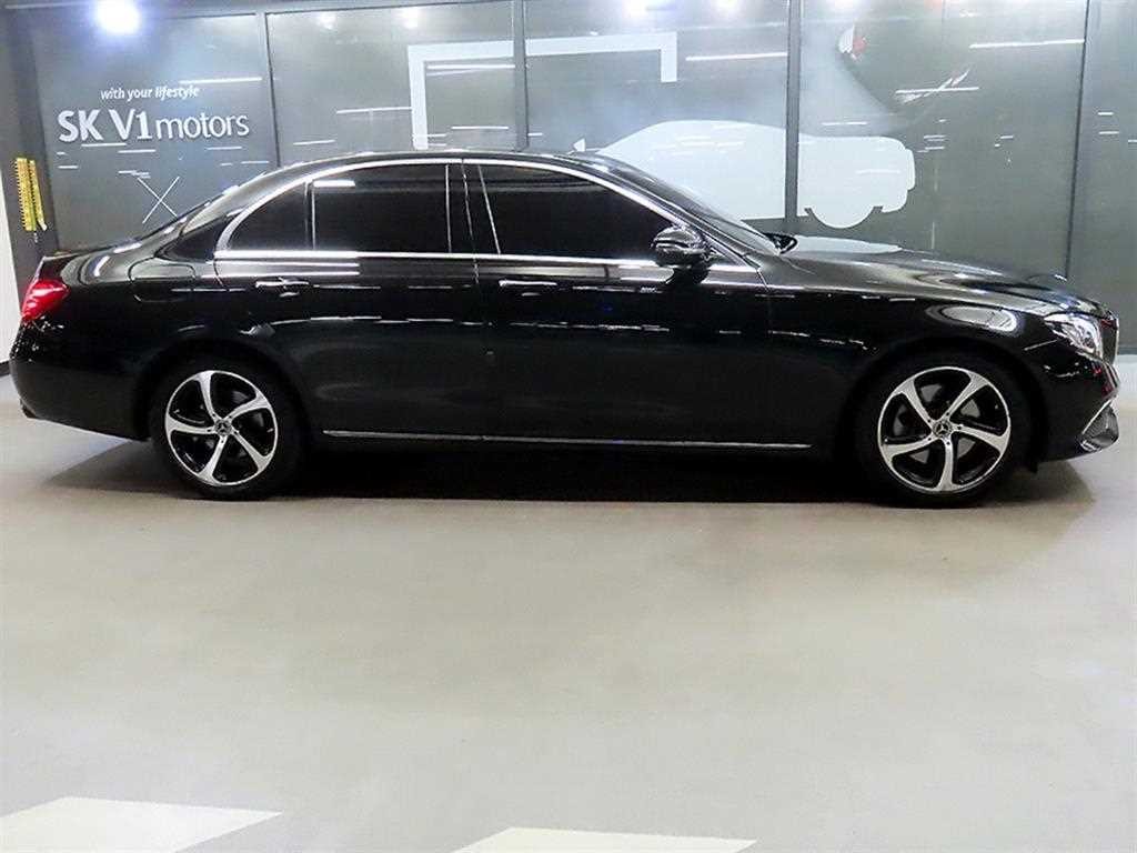 벤츠 E 클래스 E-클래스 W213 E250 아방가르드 이미지 3