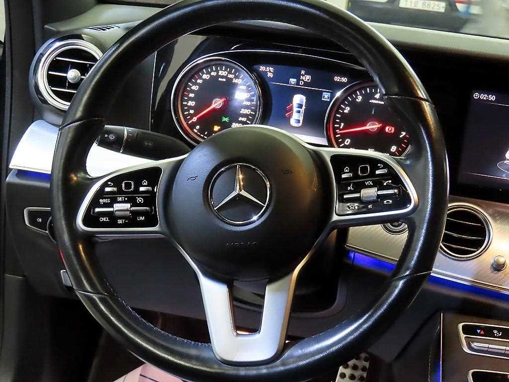 벤츠 E 클래스 E-클래스 W213 E250 아방가르드 이미지 8