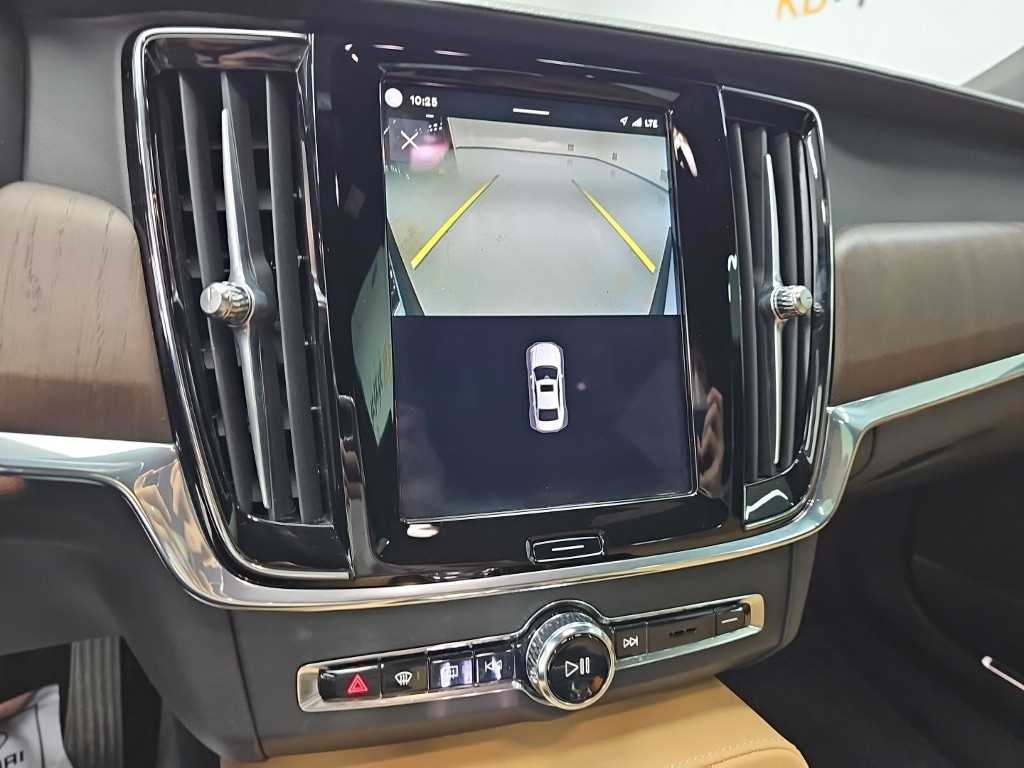 볼보 S90 T8 AWD 얼티메이트 브라이트 이미지 10