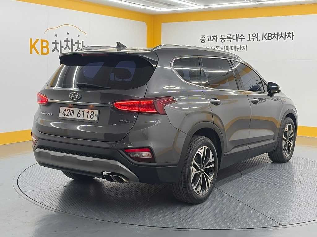 현대 싼타페 싼타페 TM 디젤 2.0 2WD 익스클루시브 이미지 4