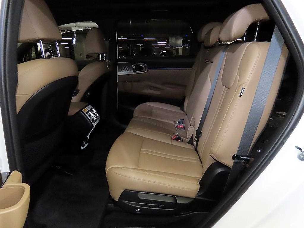기아 쏘렌토 더 뉴 쏘렌토 4세대 디젤 2.2 4WD 노블레스 이미지 7