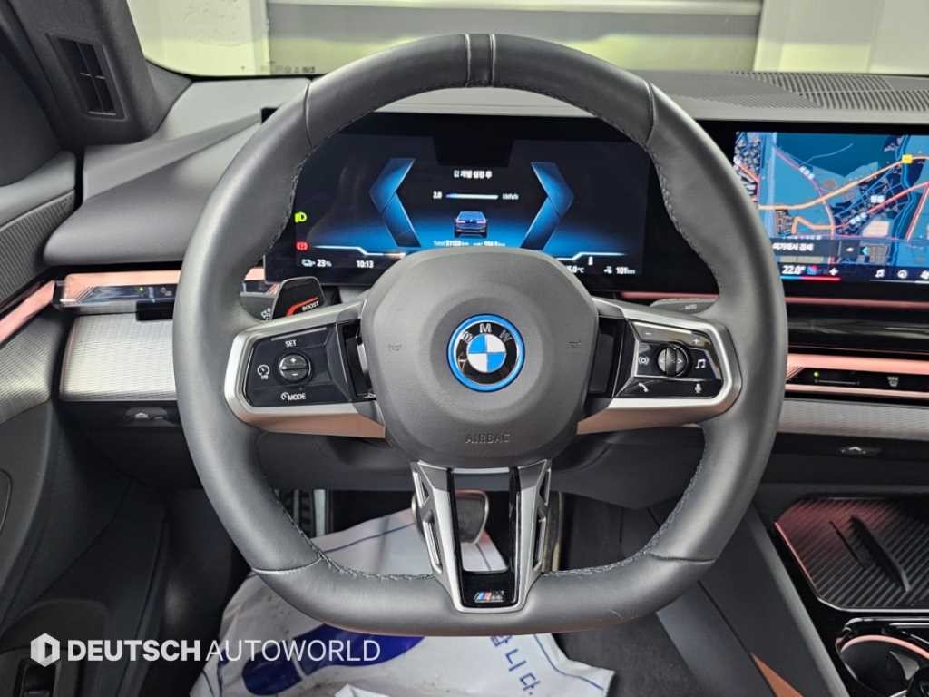 BMW i5 eDrive 40 M 스포츠 이미지 13