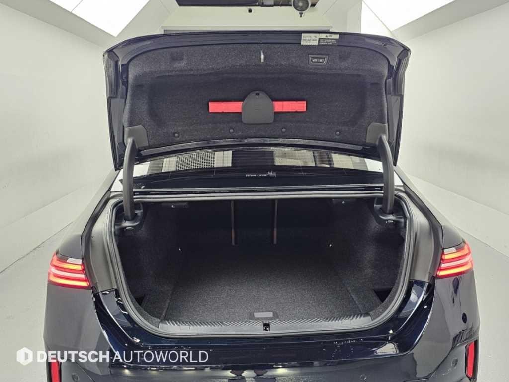 BMW i5 eDrive 40 M 스포츠 이미지 19