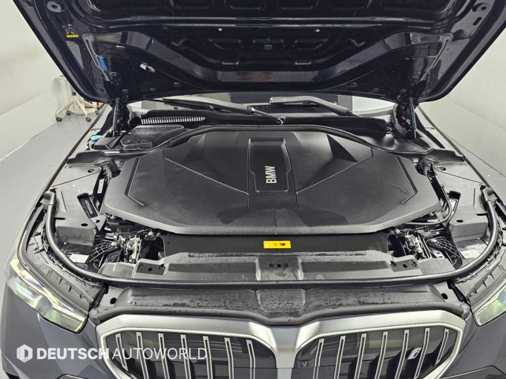 BMW i5 eDrive 40 M 스포츠 이미지 6