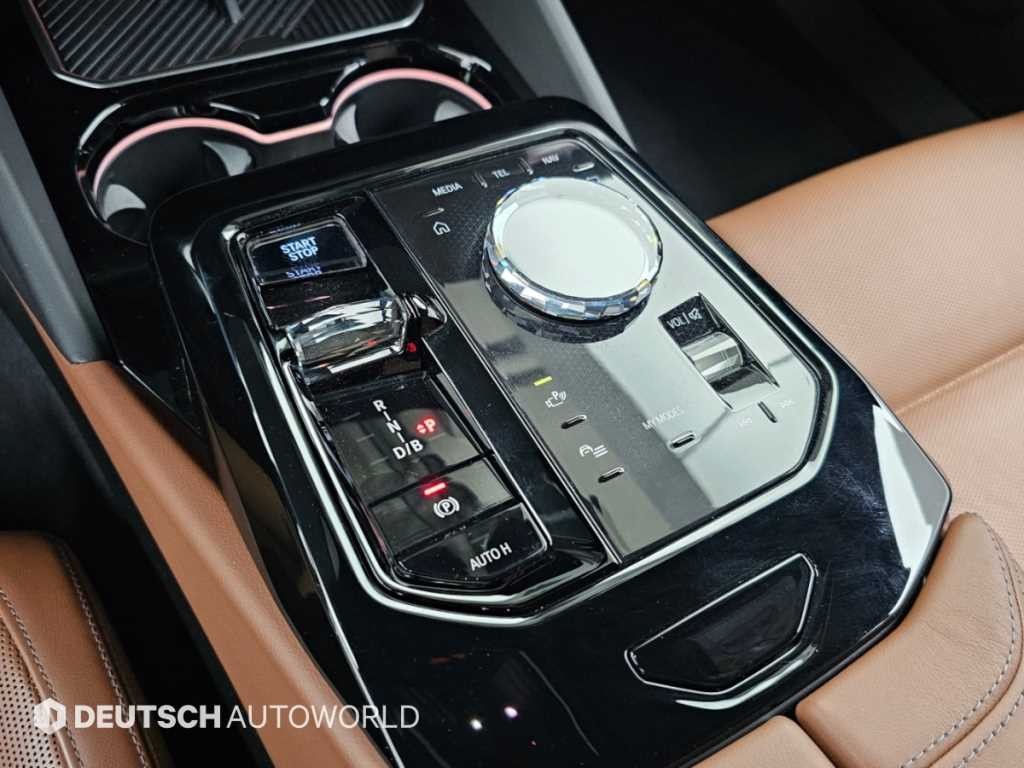 BMW i5 eDrive 40 M 스포츠 이미지 9