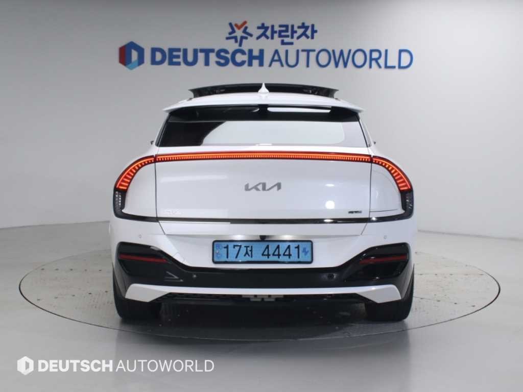 기아 EV6 롱레인지 AWD GT Line 이미지 4