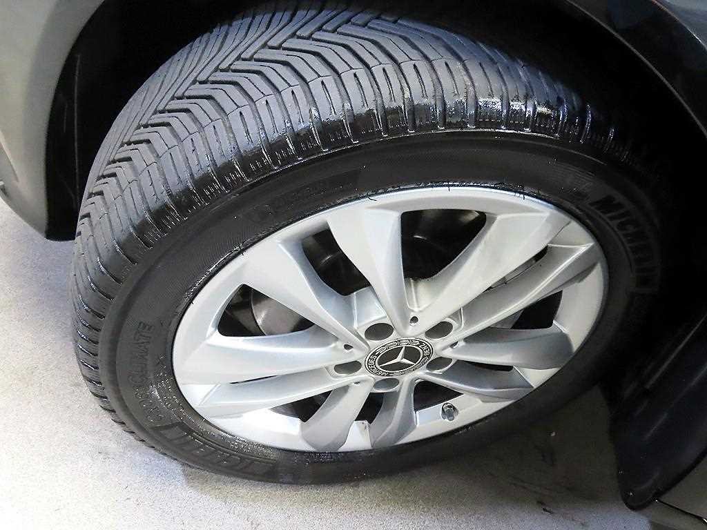 벤츠 C 클래스 C클래스 W205 C200 아방가르드 이미지 20