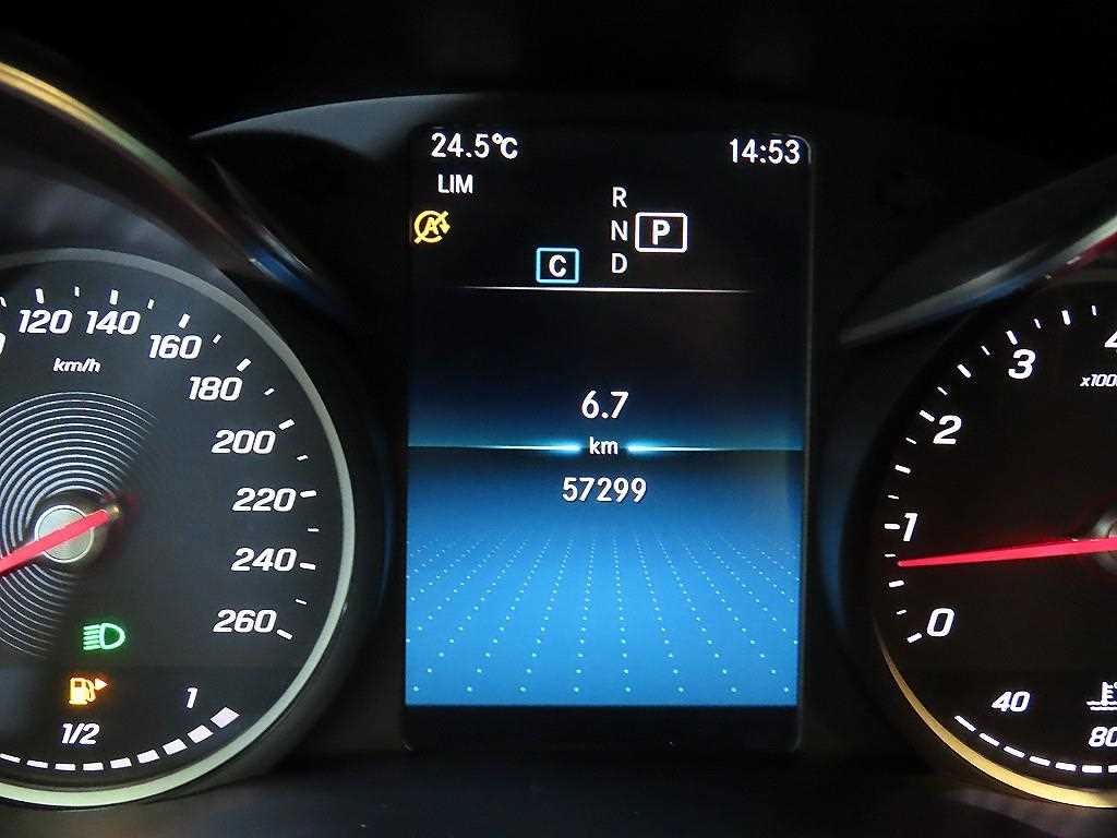 벤츠 C 클래스 C클래스 W205 C200 아방가르드 이미지 9