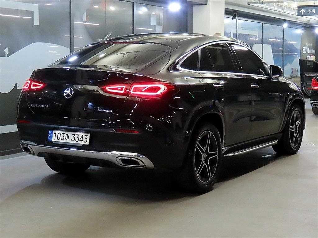 벤츠 GLE 클래스 GLE 클래스 W167 GLE 400d 4MATIC 쿠페 이미지 4