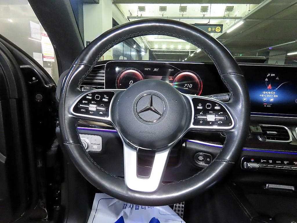 벤츠 GLE 클래스 GLE 클래스 W167 GLE 400d 4MATIC 쿠페 이미지 8