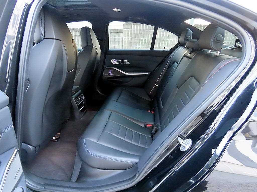 BMW 3시리즈 3시리즈 (G20) M340i 퍼포먼스팩 이미지 6